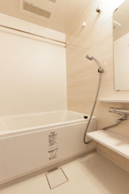 バス・シャワールーム　お風呂です