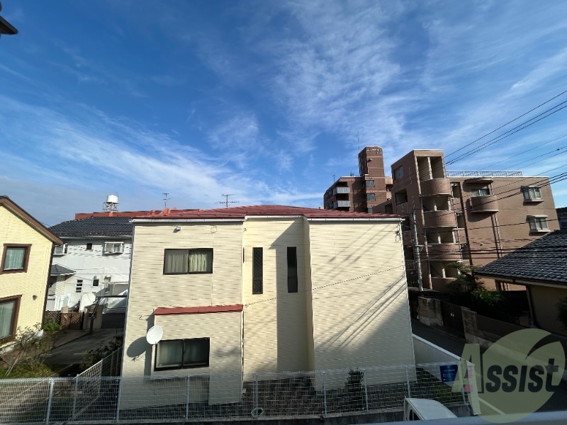 眺望　外の景色はこんな感じです。晴天時はよく乾きそうです。