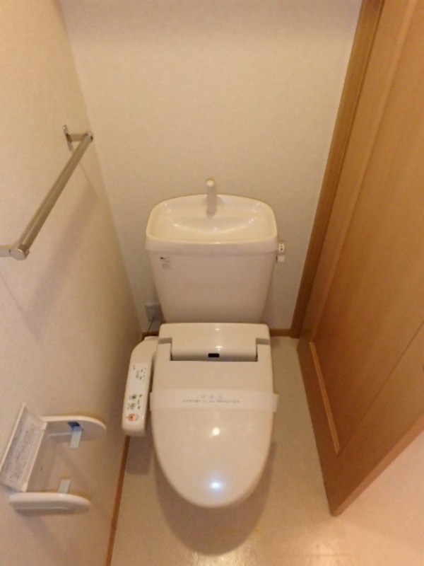 トイレ　図面と現状に相違がある場合には現状を優先