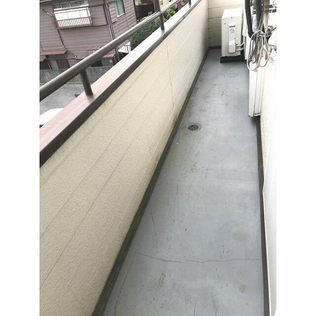 バルコニー　同タイプ・別部屋画像