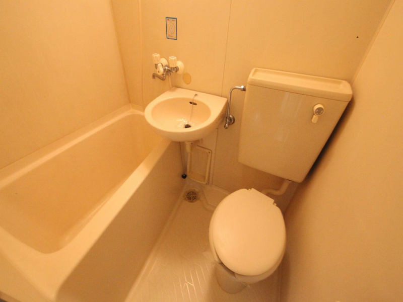 バス・シャワールーム　バスルーム　お風呂トイレ洗面