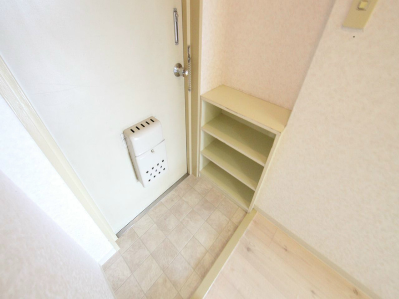 玄関　シューズボックス