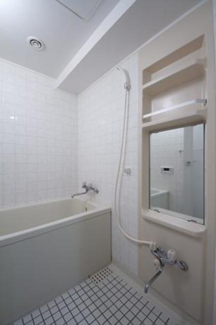 バス・シャワールーム　※写真は同タイプ住戸です。