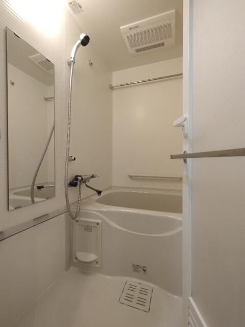 バス・シャワールーム　※別部屋写真参照