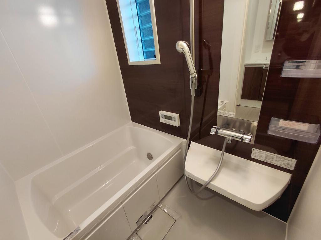 バス・シャワールーム　（参考）他室の写真を使用しています。現況優先となります。