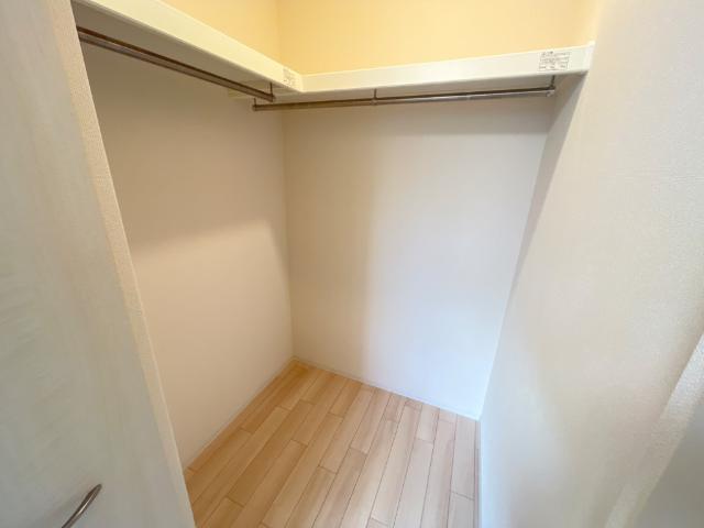 収納　ウォークインクローゼット