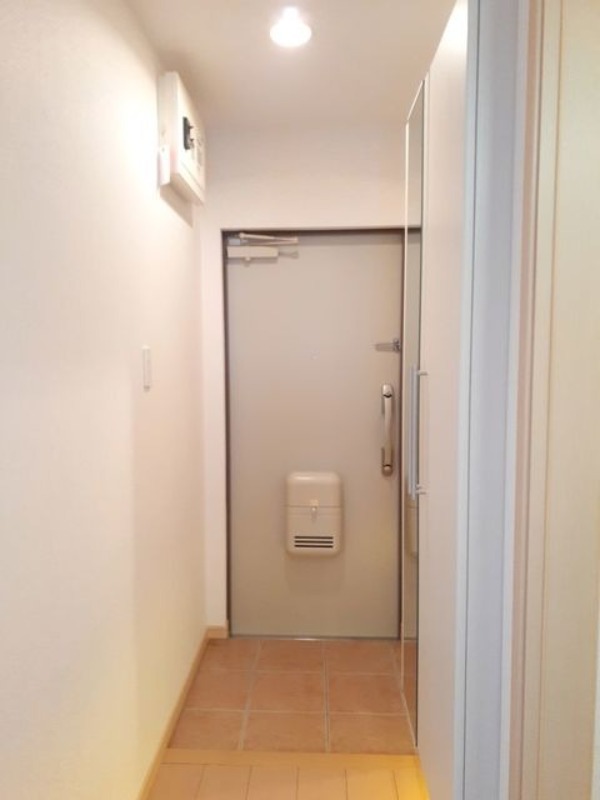 玄関　図面と現状に相違がある場合には現状を優先