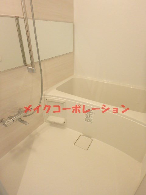バス・シャワールーム　※同マンション別部屋の写真を使用しております。