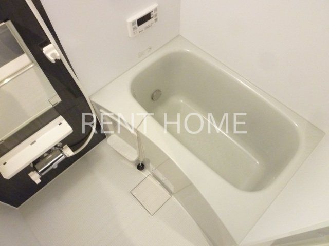 バス・シャワールーム　追い焚き機能付きです