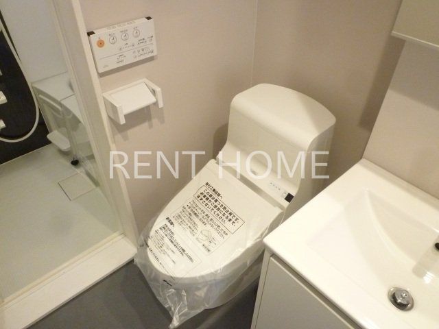 トイレ　ウォシュレット付きトイレです