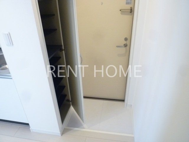 玄関　シューズボックス付き