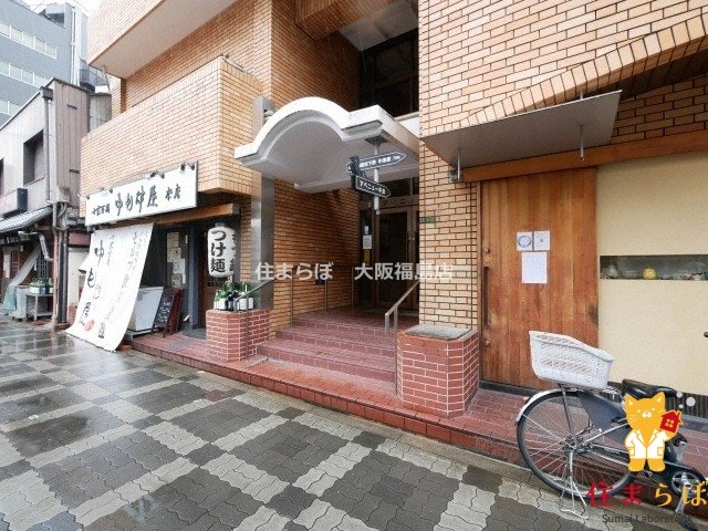 エントランス　共用部の印象も大切に