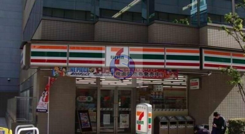 コンビニ　セブンイレブン大阪安土町1丁目店（コンビニ）まで443m