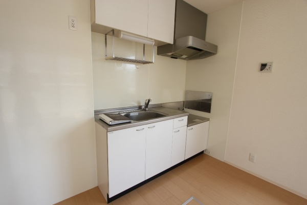 キッチン　オープンキッチンで空間を自由に使えます♪