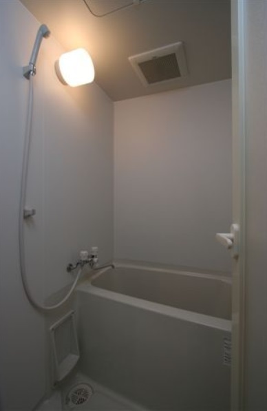 バス・シャワールーム　一日の疲れはここでリセット。