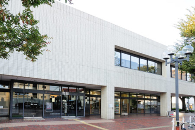 図書館　川崎市立幸図書館（図書館）まで694m