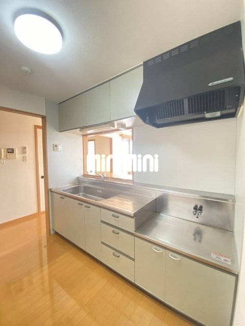 キッチン　同物件別室のイメージ写真