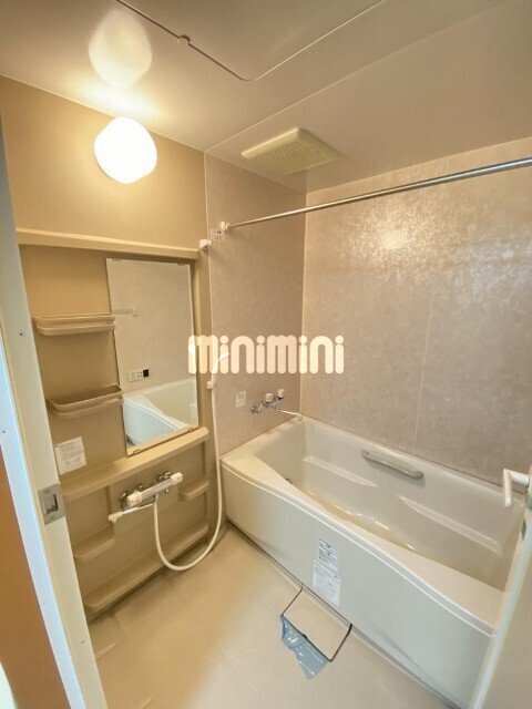 バス・シャワールーム　同物件別室のイメージ写真