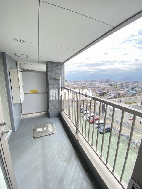 バルコニー　同物件別室のイメージ写真