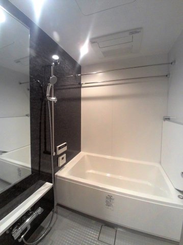 バス・シャワールーム　1418サイズ、浴室乾燥・給湯追い炊き機能付きオートバス