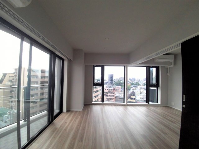 居室・リビング　13.7帖LDK 床暖房付き【プライマルシティ神楽坂】