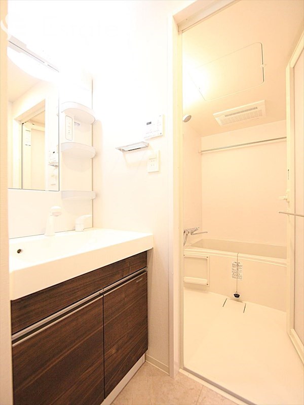 洗面設備　洗面所