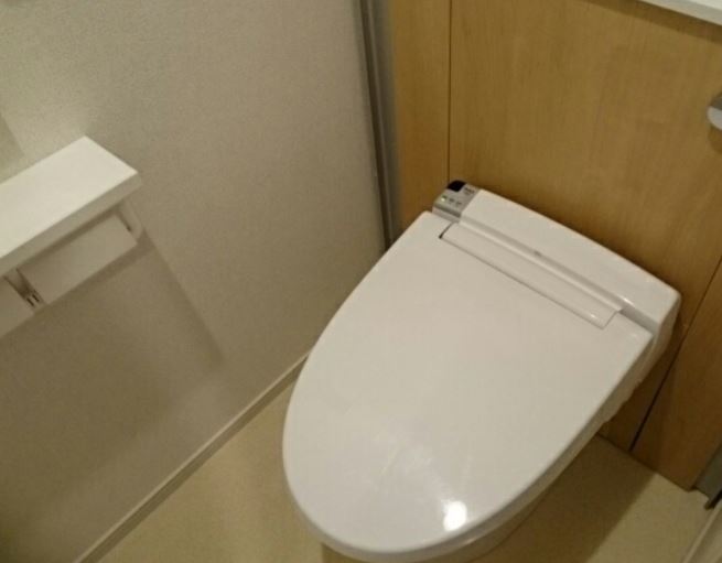 トイレ　★温水洗浄便座★