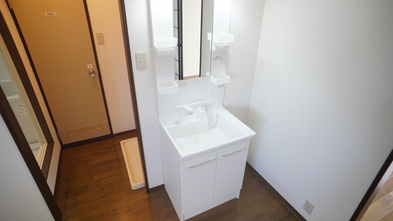 洗面設備　シャンプードレッサー