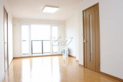 眺望　窓が大きく明るいお部屋です♪