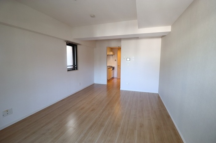 居室・リビング　居室 ９・８帖