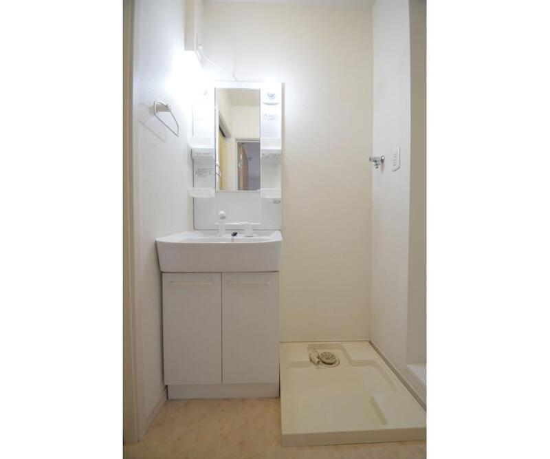 洗面設備　シャワー付き洗面台♪