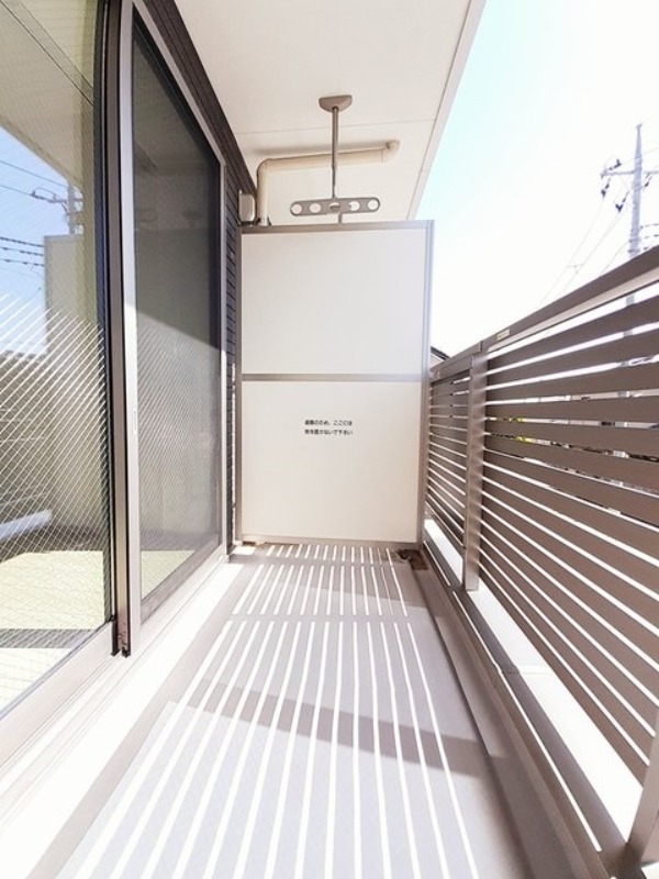 バルコニー　図面と現状に相違がある場合には現状を優先