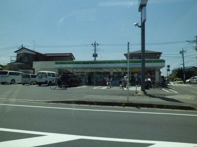 コンビニ　ファミリーマート松戸柿の木店（コンビニ）まで419m