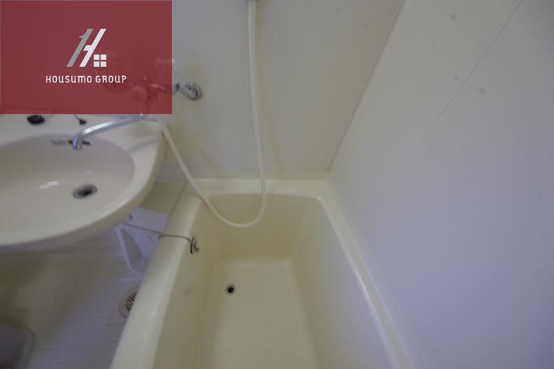 バス・シャワールーム　落ち着いた空間のお風呂です