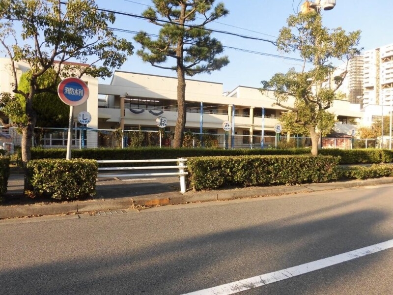 幼稚園・保育園　潮見幼稚園（幼稚園・保育園）まで218m