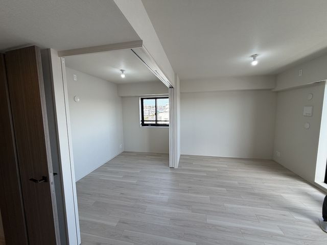 居室・リビング　リビングダイニング・洋室約４．５帖