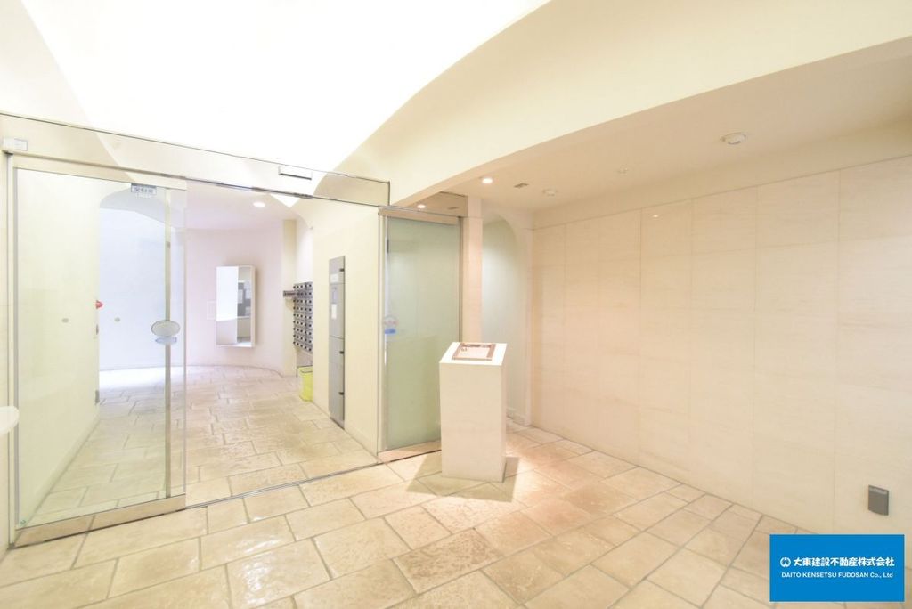 ロビー　エントランスホール