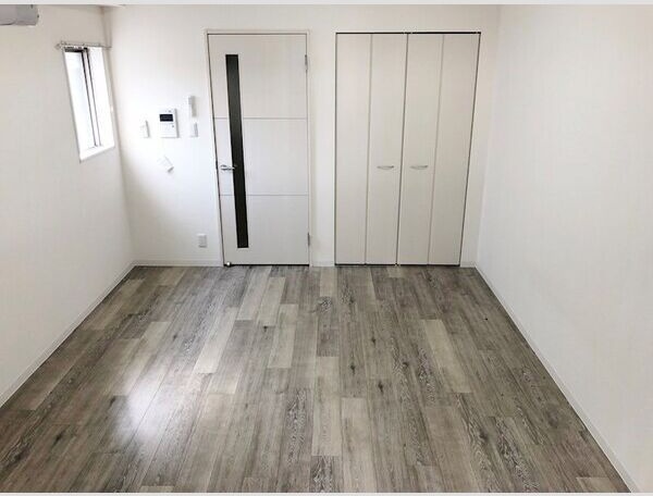 居室・リビング　初期費用分割可★ご希望の場所まで無料送迎サービス付♪