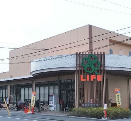 スーパー　ライフ大森中店（スーパー）まで803m