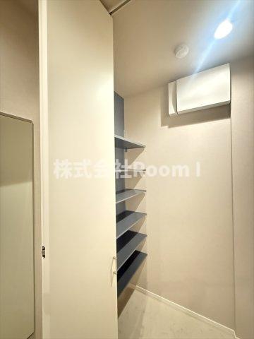 ヘーベルメゾン上町の玄関写真