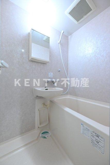 バス・シャワールーム　お風呂で日々の疲れを落としましょう