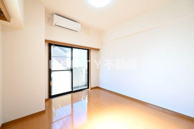 その他部屋・スペース　使い勝手のいい寝室です