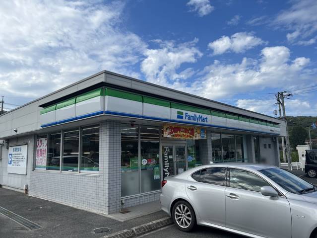 コンビニ　ファミリーマート瀬戸観音寺店（コンビニ）まで4407m