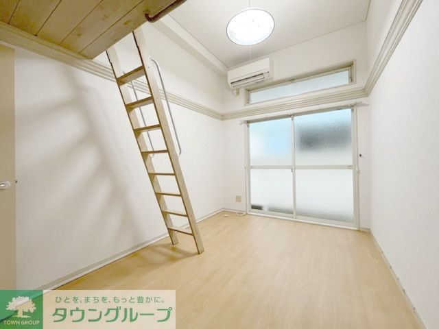 居室・リビング　収納