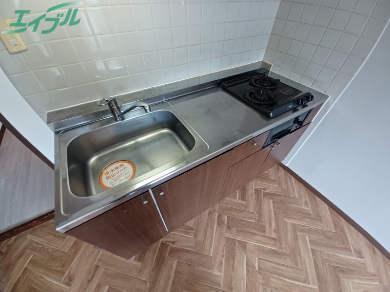 キッチン　同型参考写真