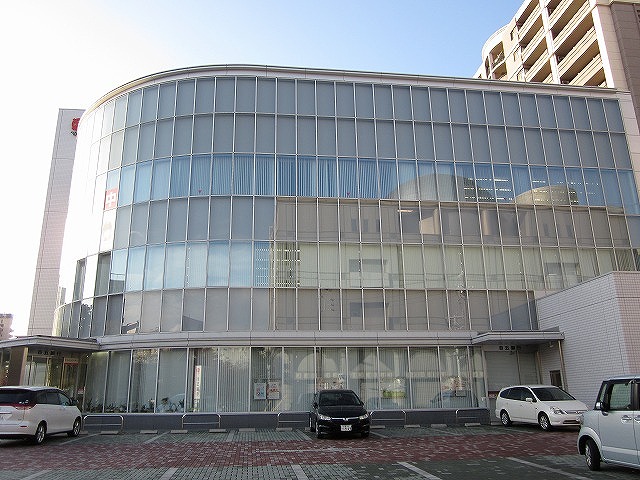 銀行　百五銀行四日市西支店（銀行）まで686m