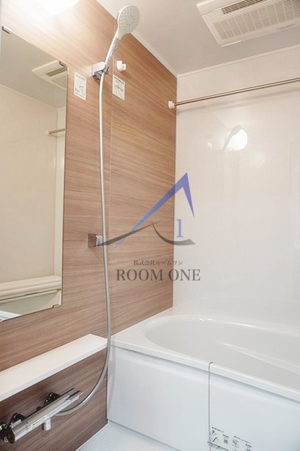 バス・シャワールーム　お風呂です。