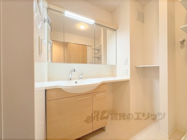 洗面設備　独立洗面台