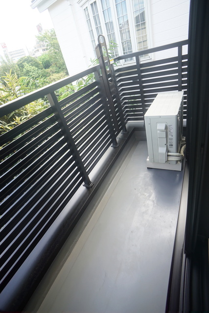 バルコニー　バルコニー付！お天気のいい日は洗濯物も気持ちよく干せます！