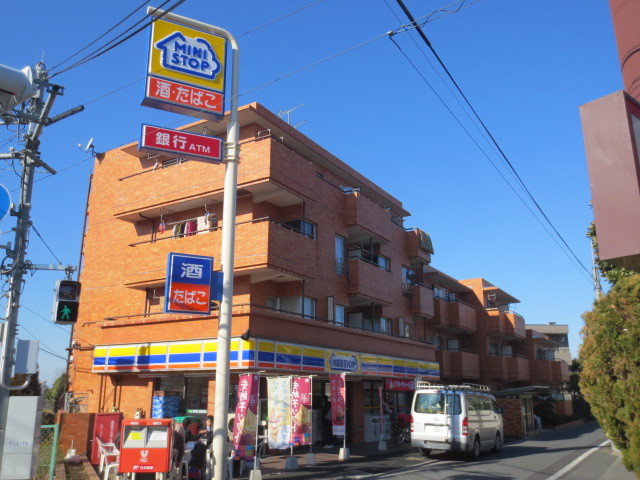 コンビニ　ミニストップ杉並和泉町店（コンビニ）まで395m